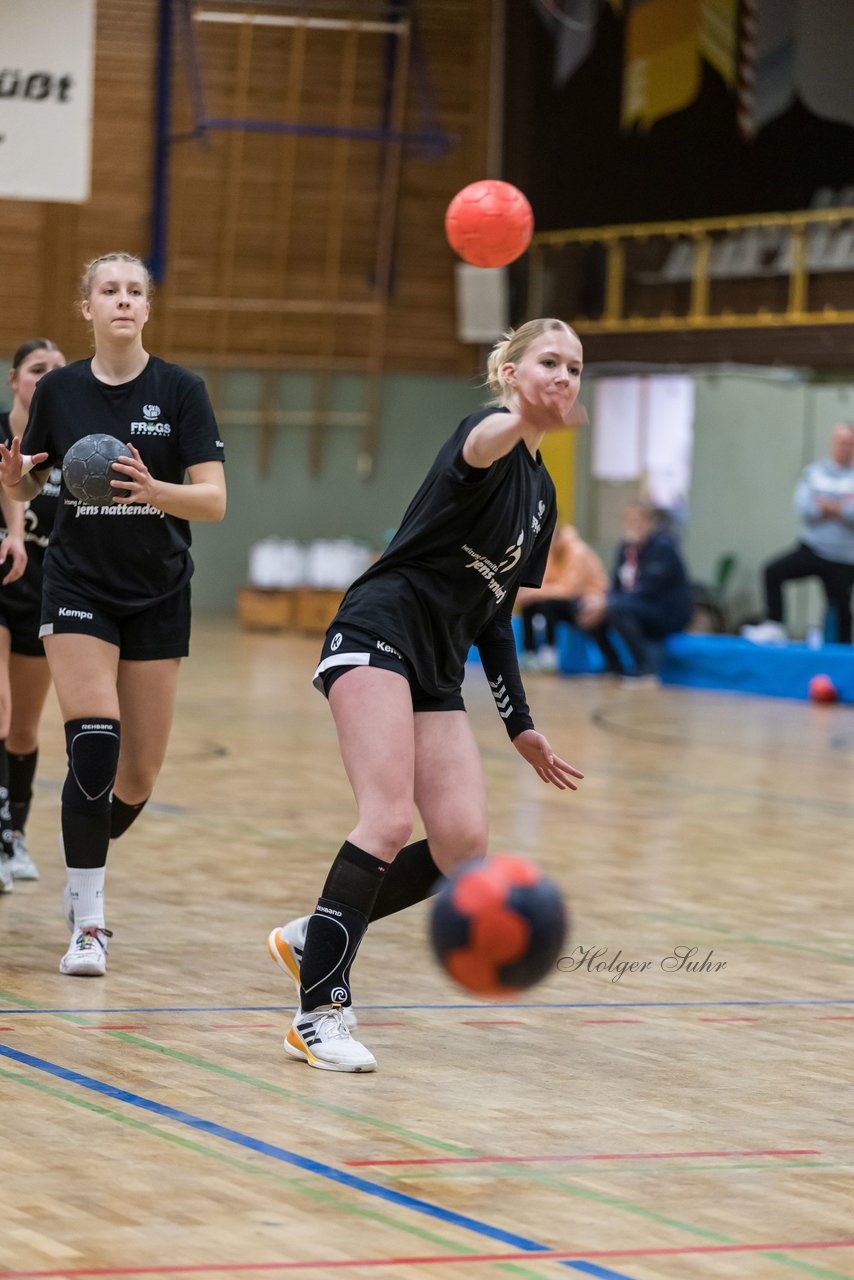 Bild 127 - wBJ SV Henstedt Ulzburg - TuRa Meldorf : Ergebnis: 22:38